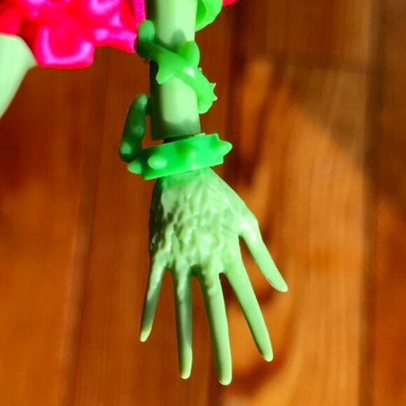 Monster High Doll Venus McFlytrap - Picture 10 of 15